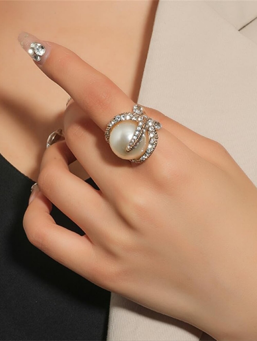 Big Starfish Shell Pearl Statement Ring Rhinestone Crystal - Picture 2 of 5